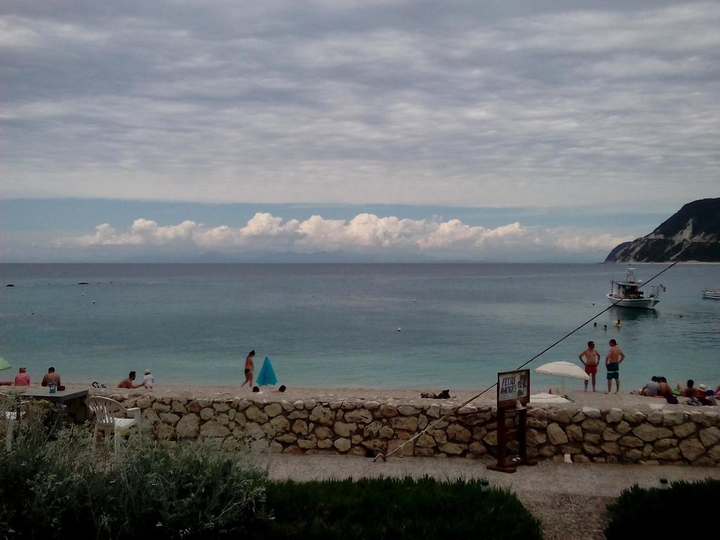Fetsis Apartments Áyios Nikítas Buitenkant foto